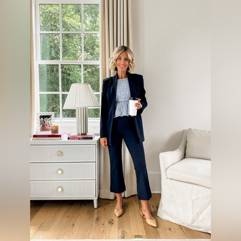 Banana Republic ponte collarless blazer